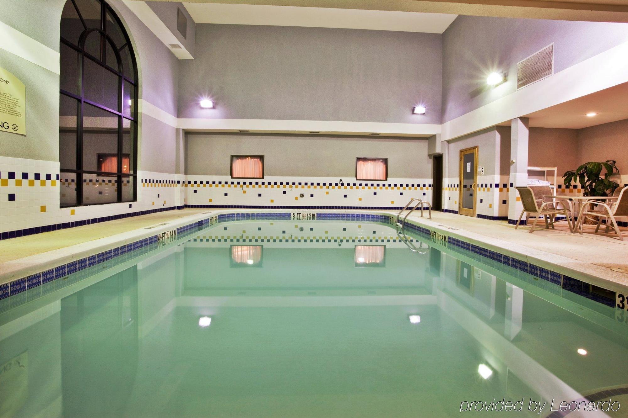 Country Inn & Suites By Radisson, Griffin, Ga Екстер'єр фото
